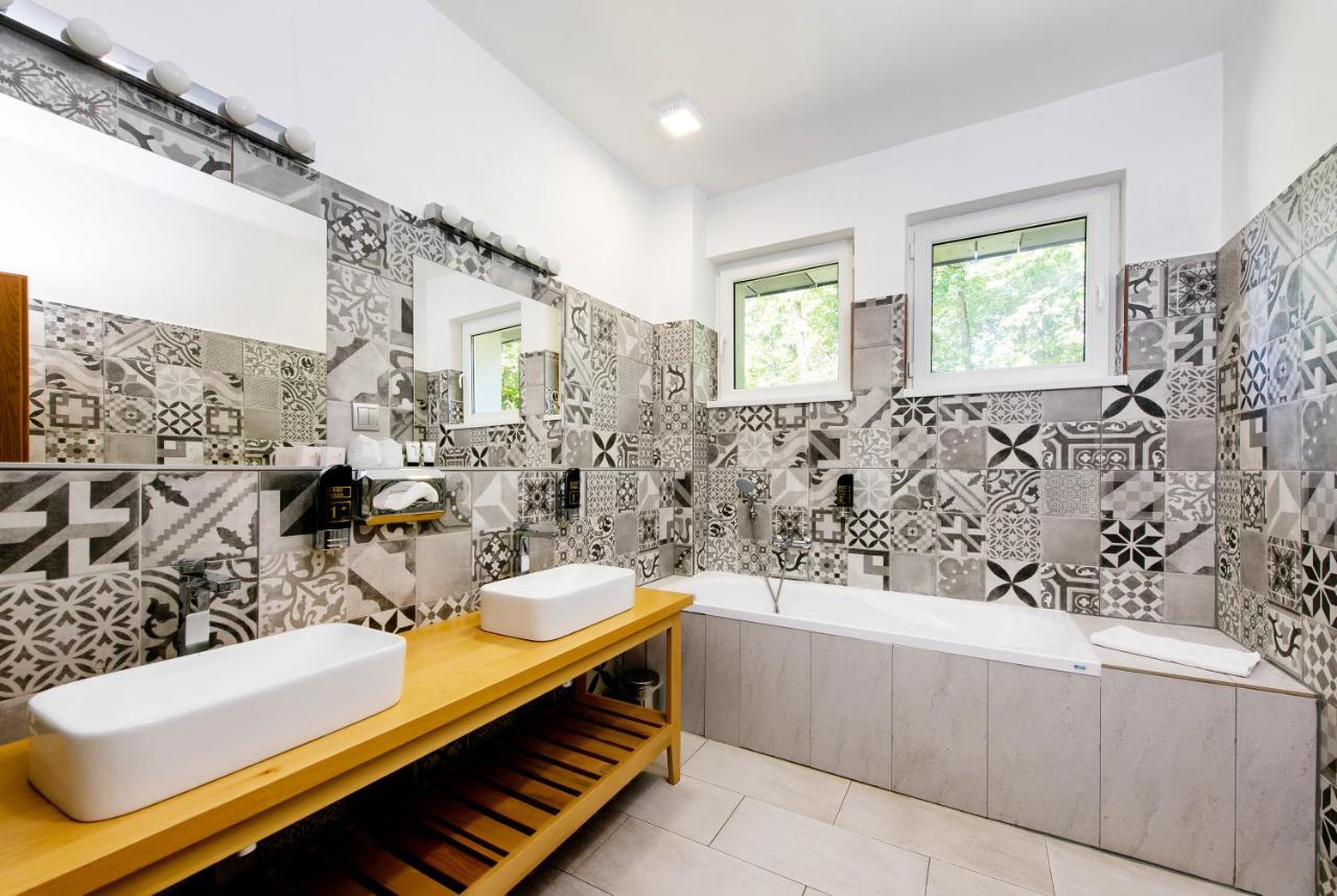 Hotel Veverica Trenčín Zewnętrze zdjęcie